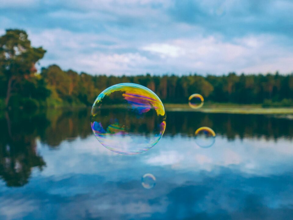 floating bubble during daytime